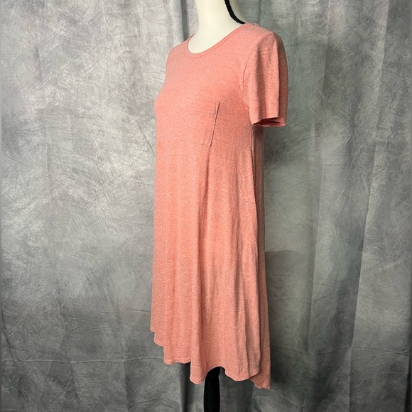 LuLaRoe Carly Short Sleeve Swing Dress in Coral with High-Low Hem - XS - Picture 4 of 11